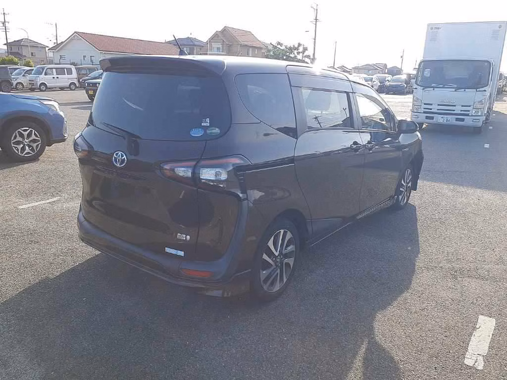 TOYOTA SIENTA