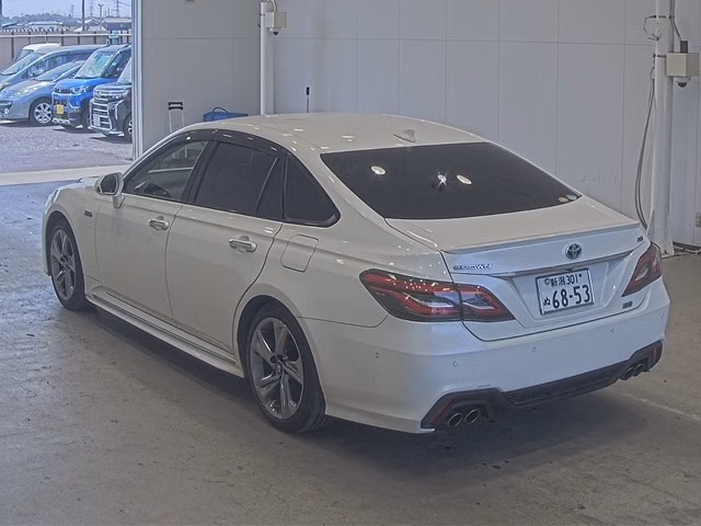 TOYOTA CROWN