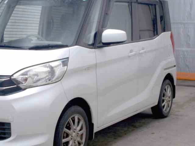 MITSUBISHI EK SPACE