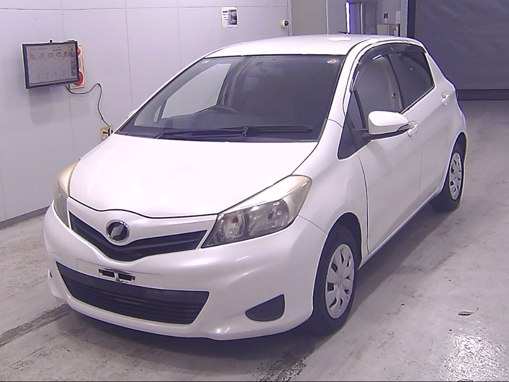 TOYOTA VITZ