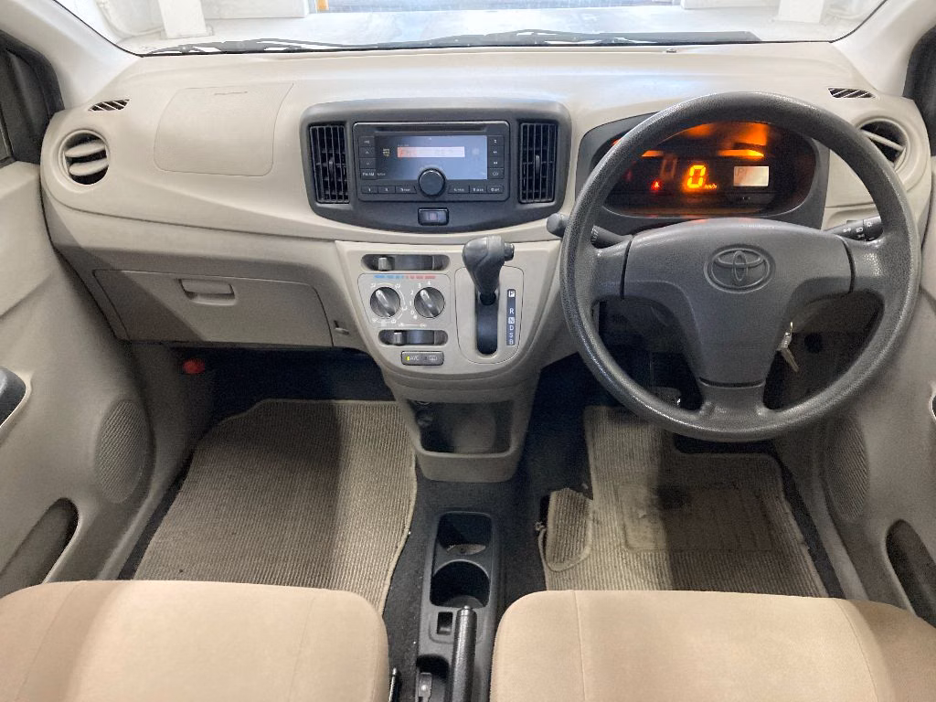 TOYOTA PIXIS EPOCH