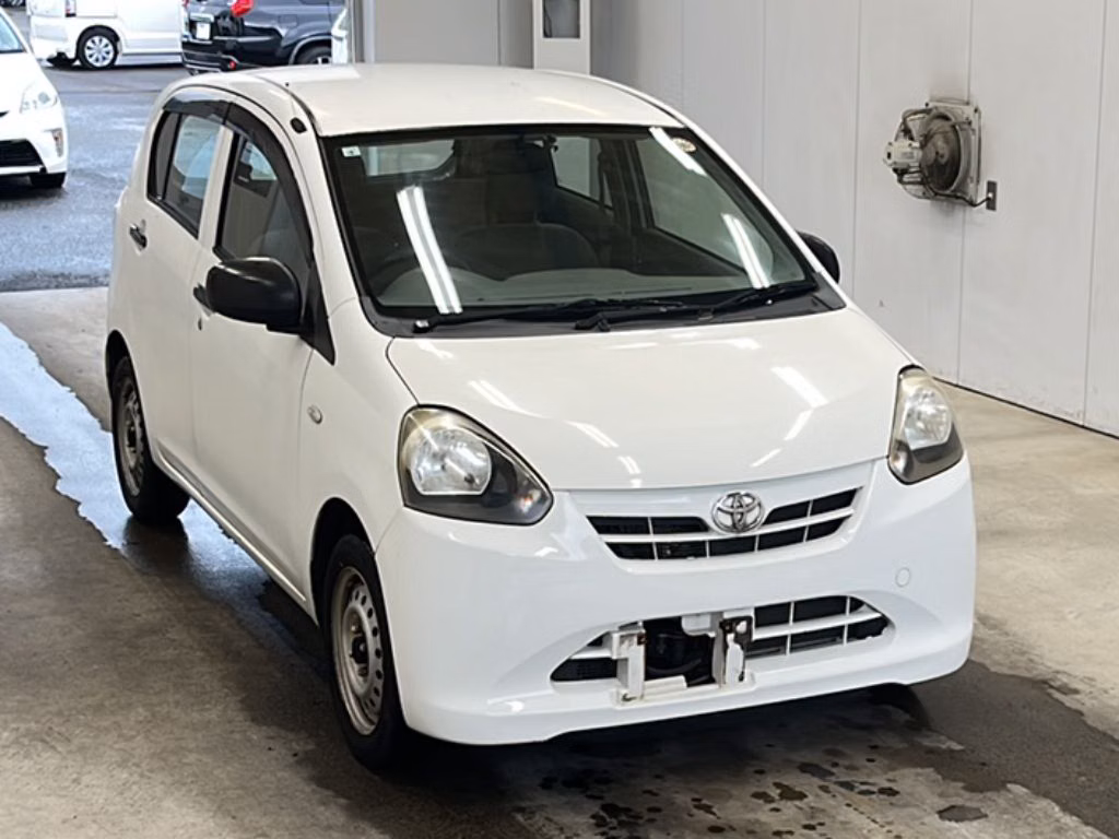TOYOTA PIXIS EPOCH