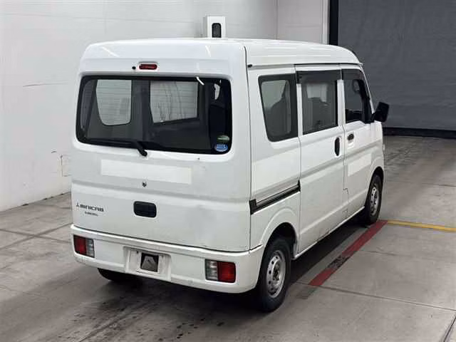 MITSUBISHI MINICAB
