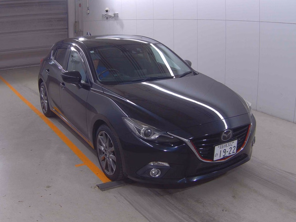 MAZDA AXELA