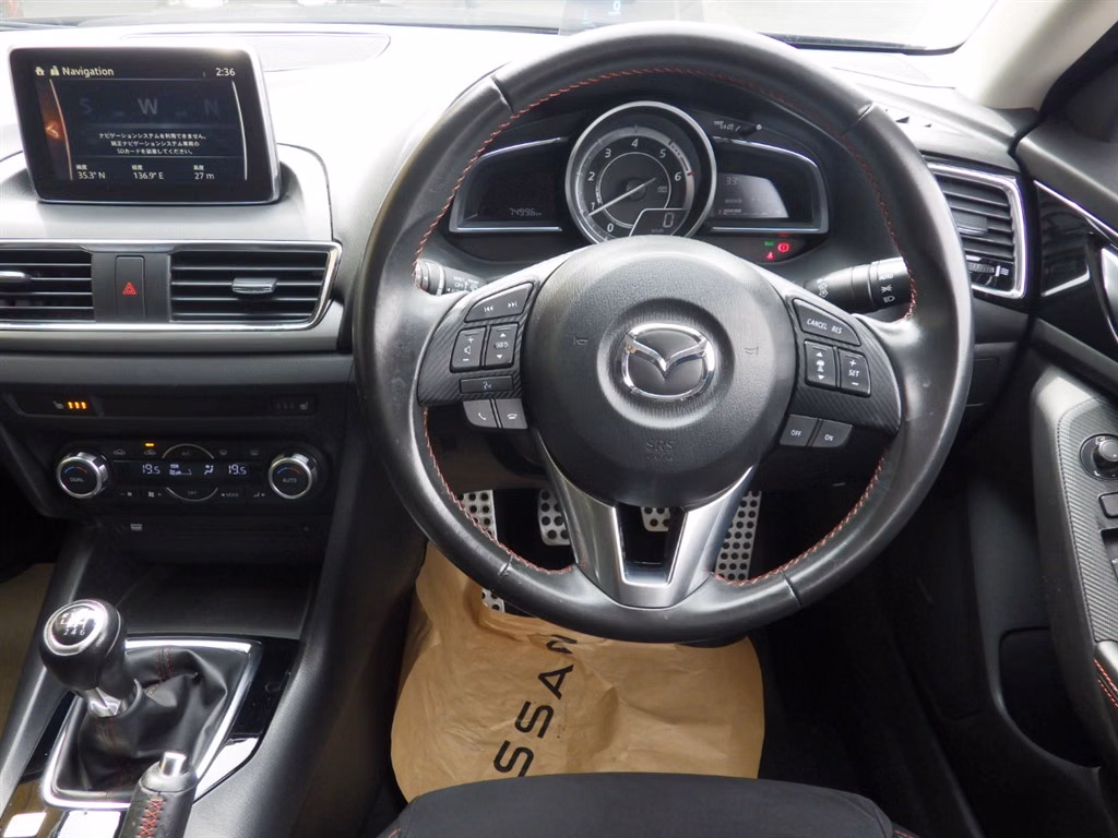 MAZDA AXELA