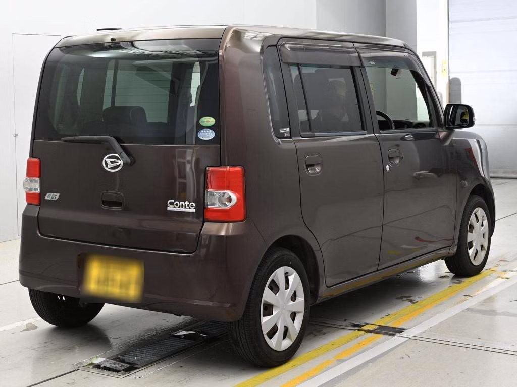 DAIHATSU MOVE CONTE