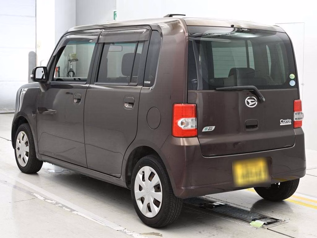 DAIHATSU MOVE CONTE