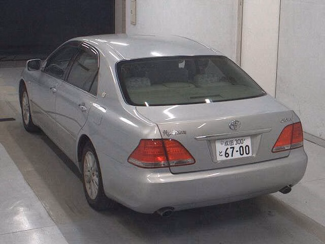 TOYOTA CROWN
