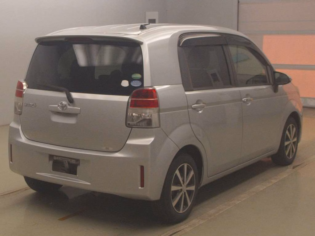 TOYOTA SPADE