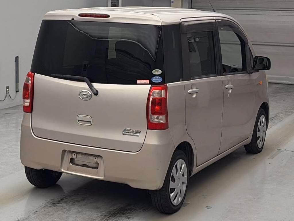 DAIHATSU TANTO EXE