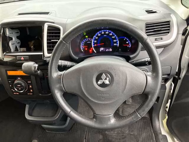 MITSUBISHI DELICA D:2