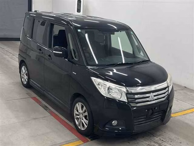 MITSUBISHI DELICA D:2