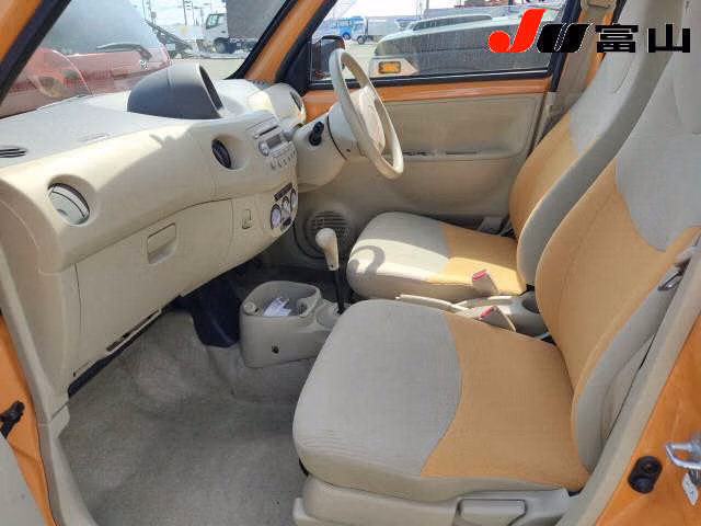 DAIHATSU ESSE