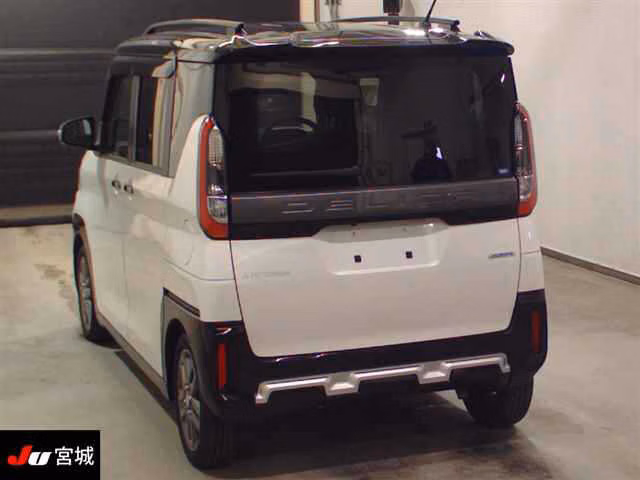 MITSUBISHI DELICA MINI
