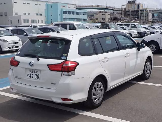 TOYOTA COROLLA FIELDER