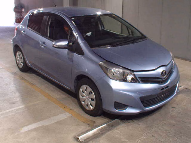 TOYOTA VITZ