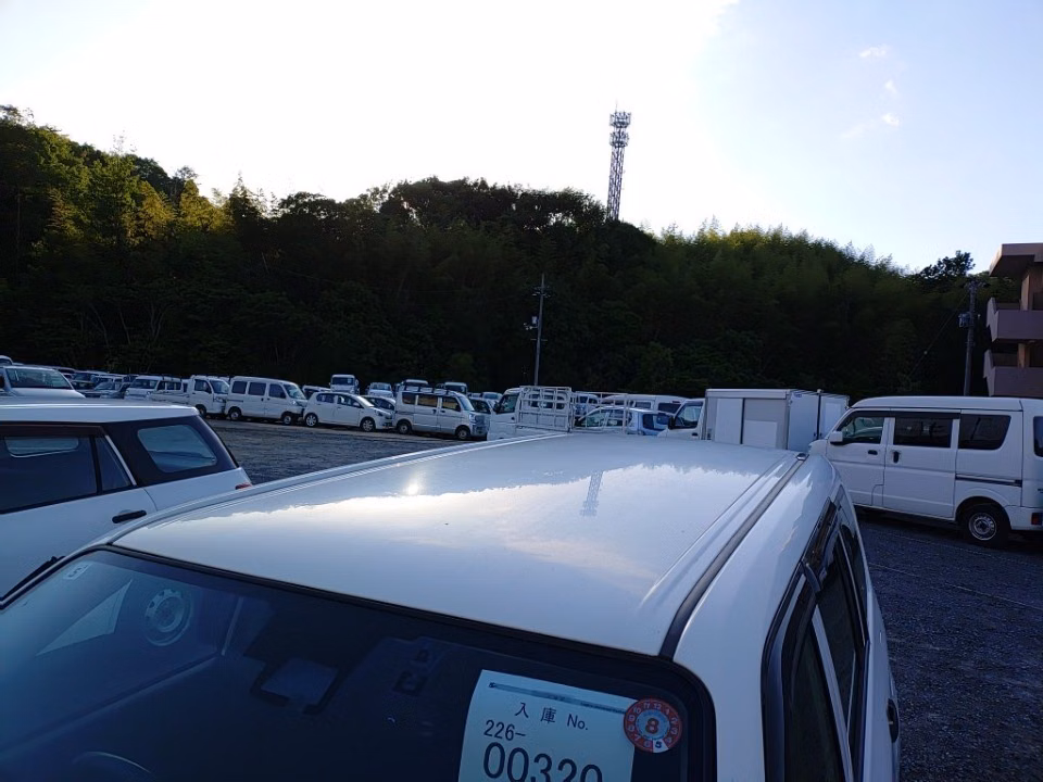 MAZDA FAMILIA