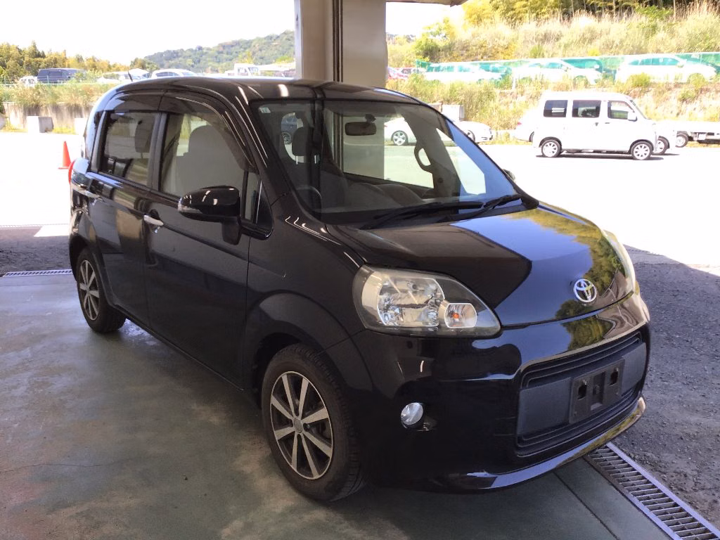 TOYOTA PORTE