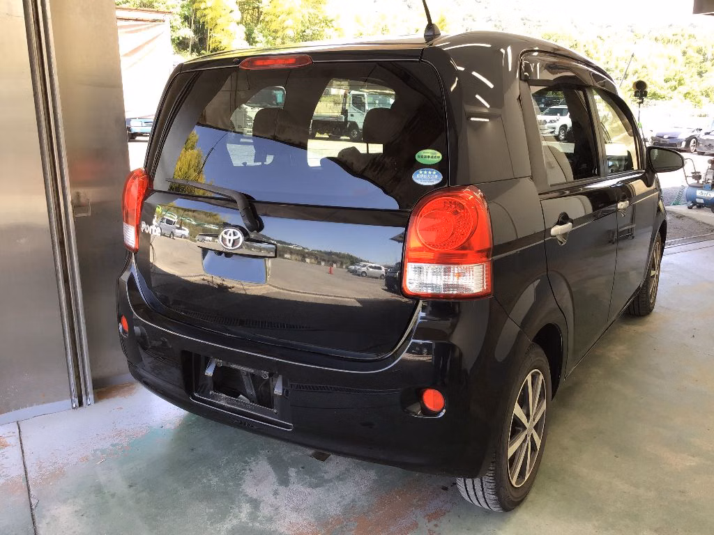 TOYOTA PORTE