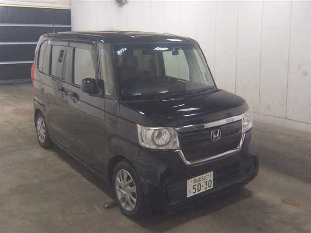 HONDA N-BOX