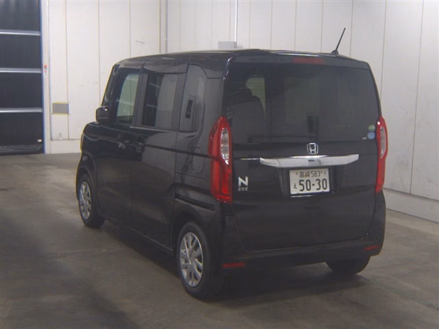 HONDA N-BOX