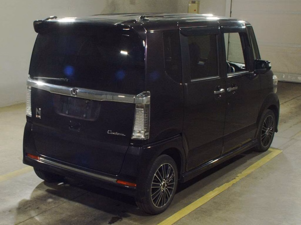 HONDA N-BOX
