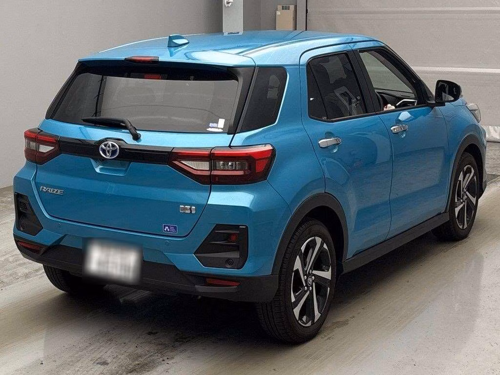 TOYOTA RAIZE
