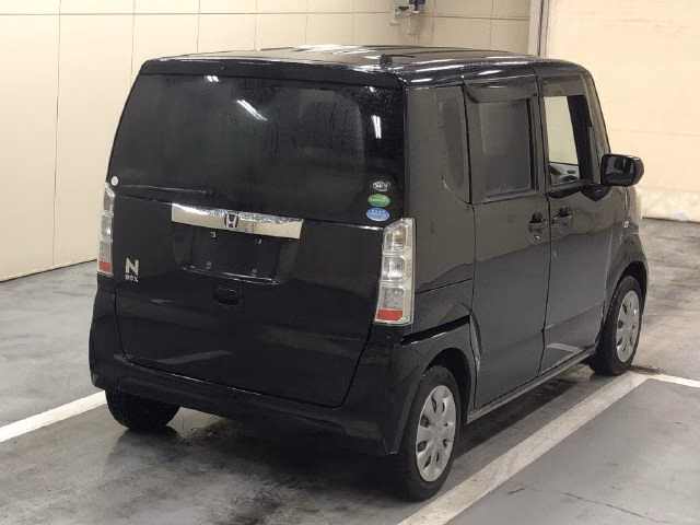 HONDA N-BOX