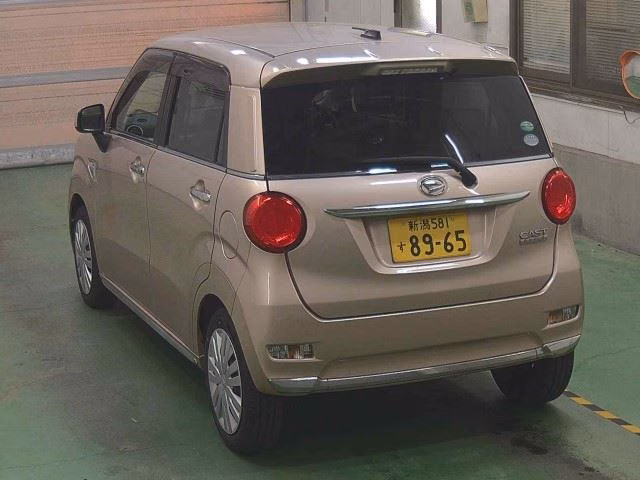 DAIHATSU CAST
