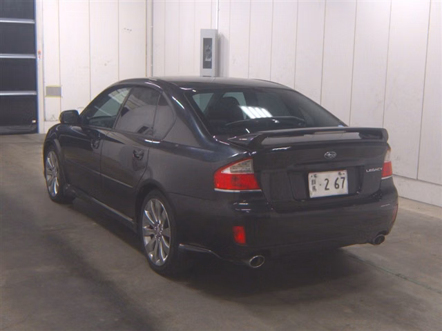 SUBARU LEGACY B4
