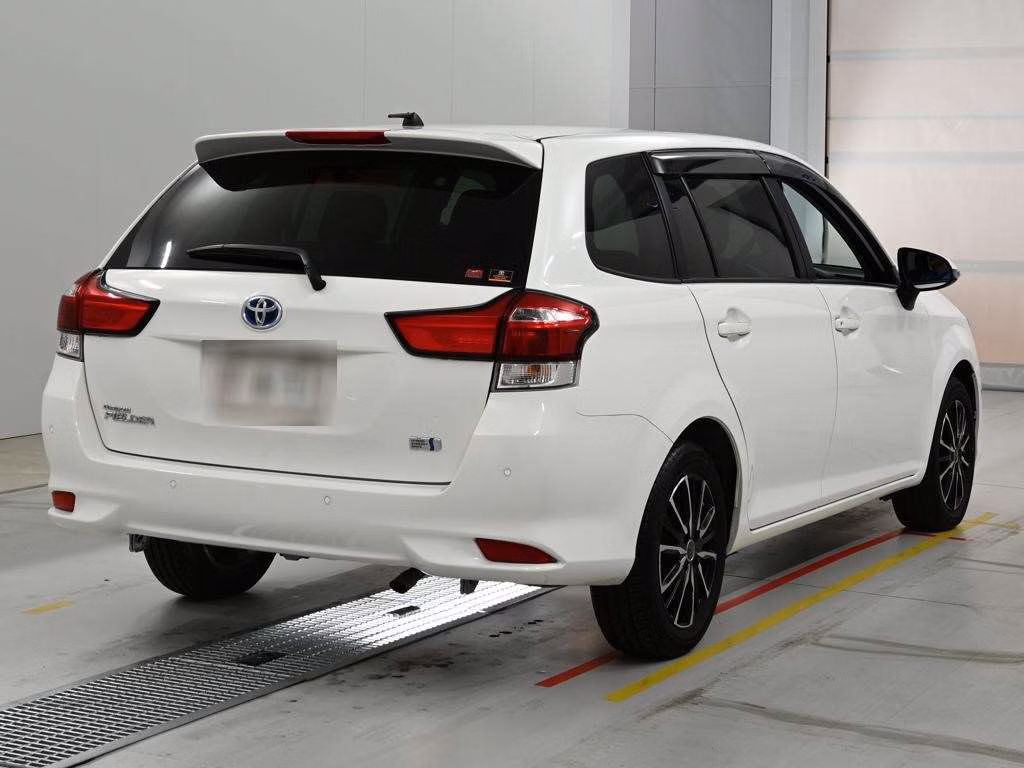 TOYOTA COROLLA FIELDER