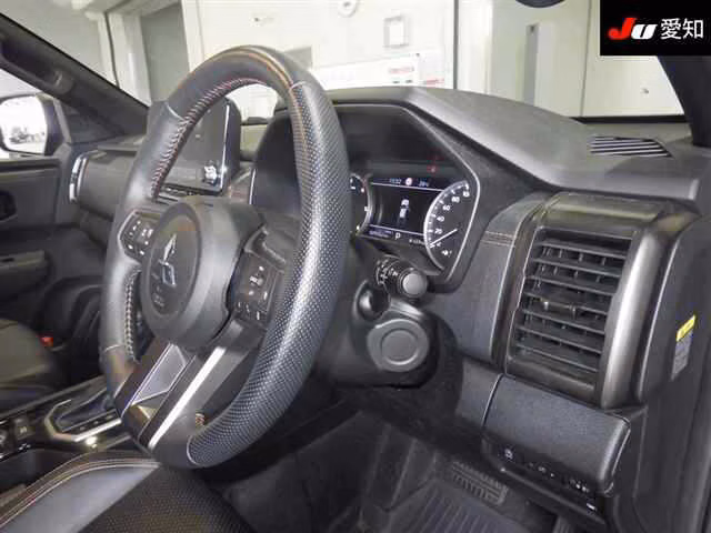 MITSUBISHI TRITON