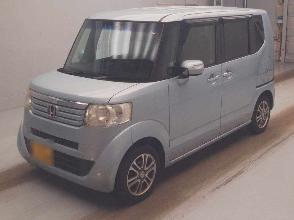 HONDA N-BOX