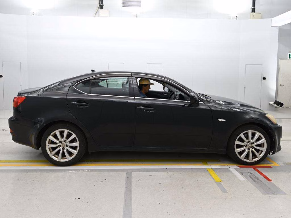 LEXUS IS250