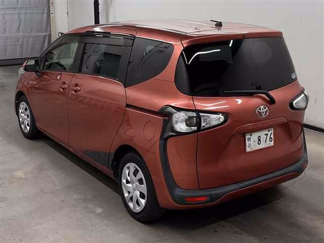 TOYOTA SIENTA
