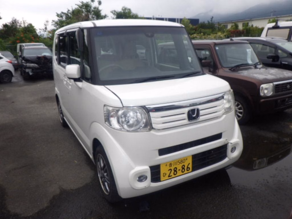 HONDA N-BOX