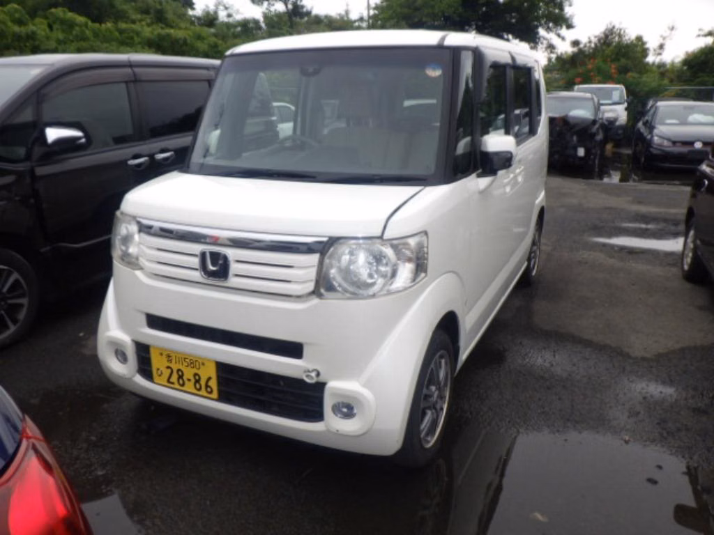 HONDA N-BOX