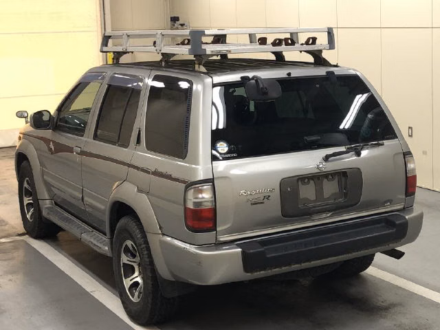 NISSAN TERRANO REGULUS