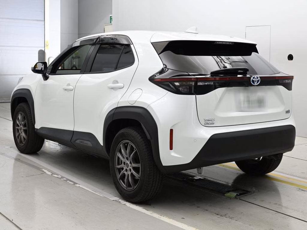 TOYOTA YARIS CROSS