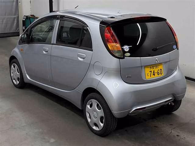 MITSUBISHI I