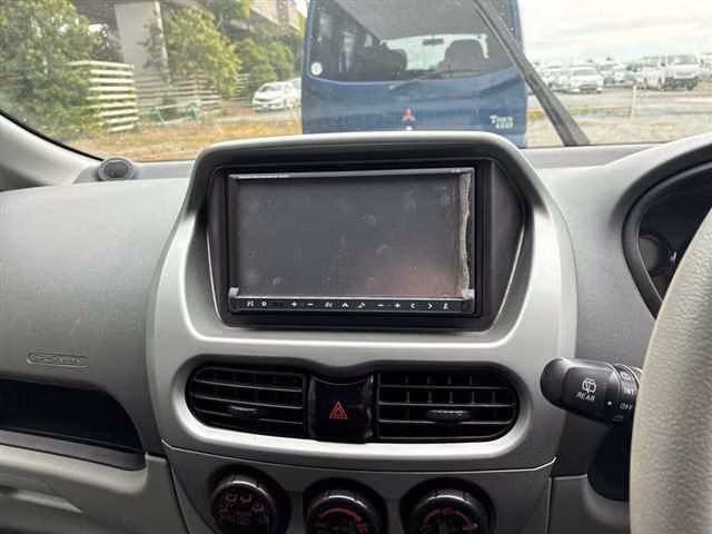 MITSUBISHI I