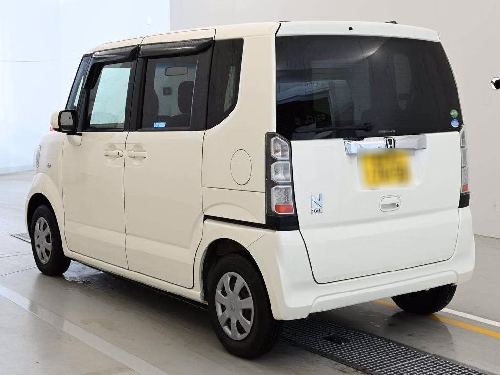 HONDA N-BOX