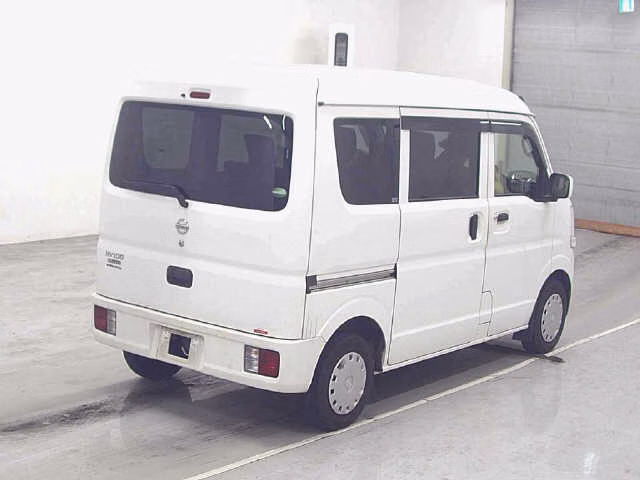 NISSAN NV100 CLIPPER