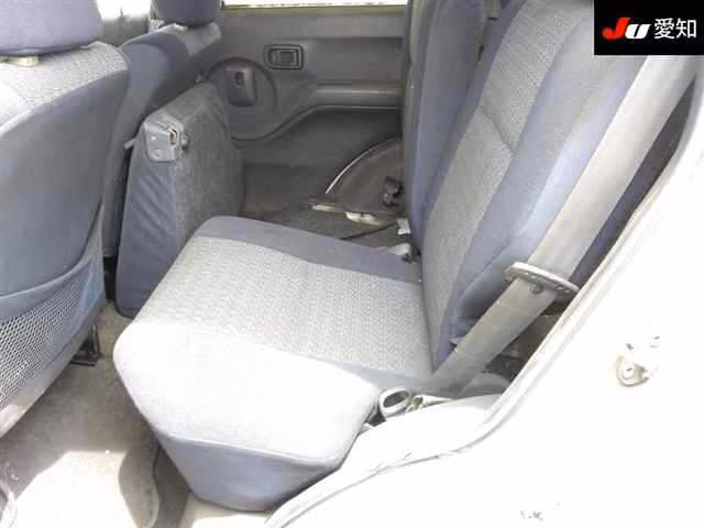 DAIHATSU TERIOS KID