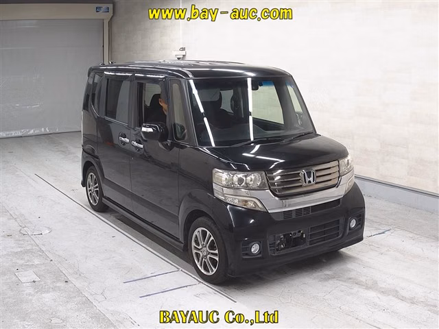 HONDA N-BOX