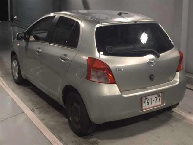 TOYOTA VITZ