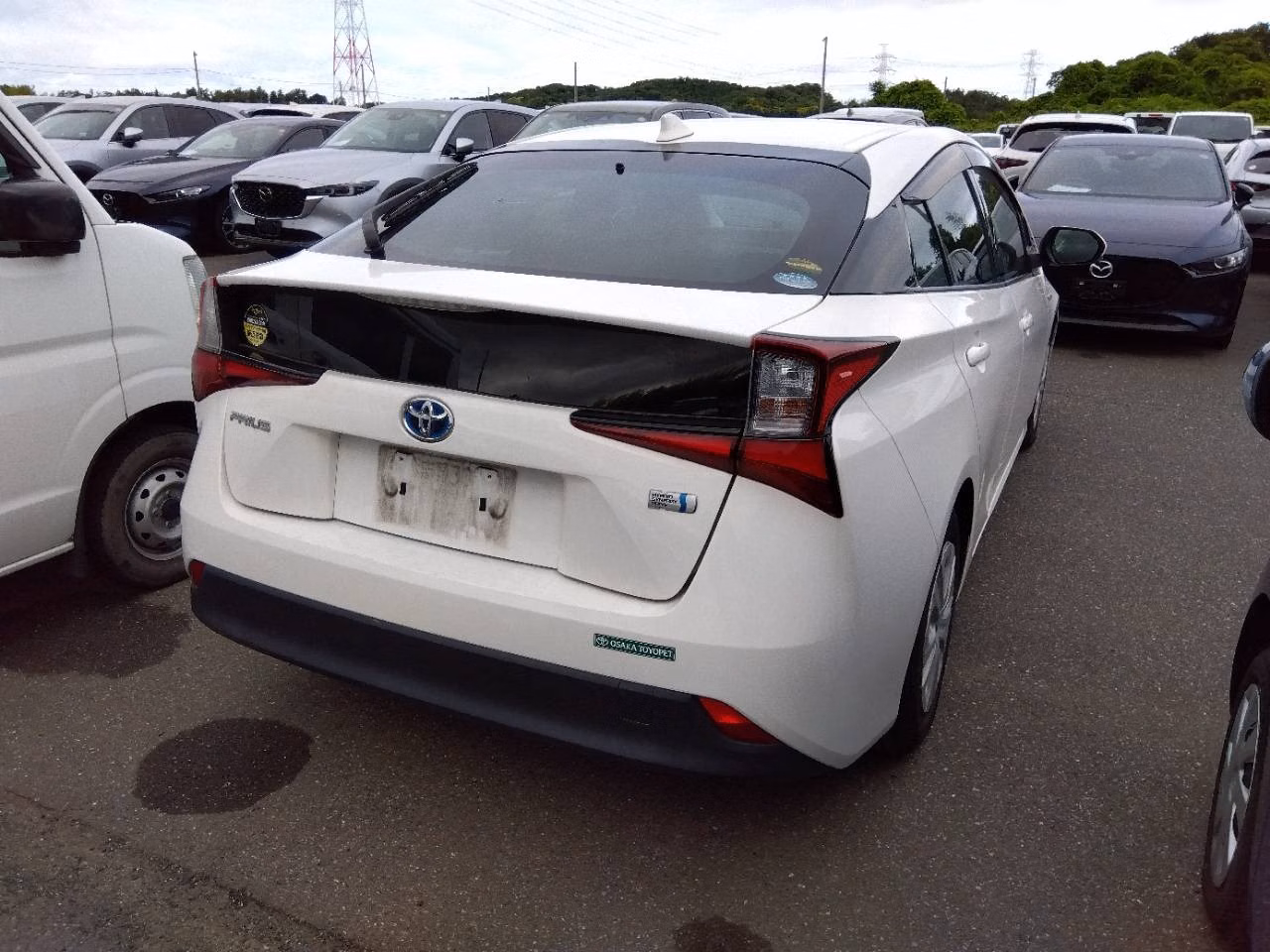 TOYOTA PRIUS