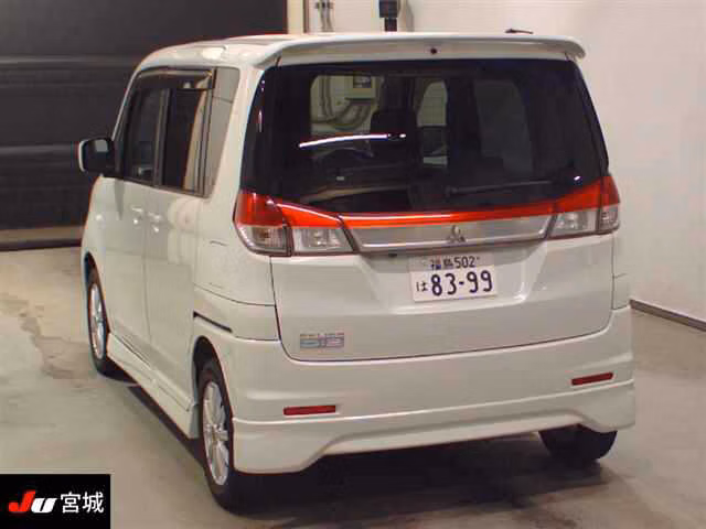 MITSUBISHI DELICA D:2