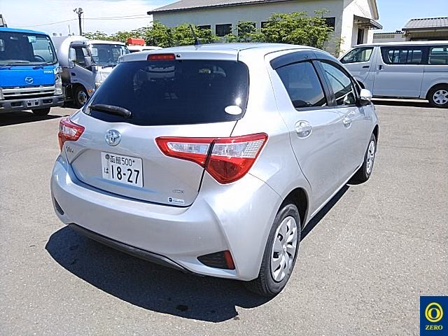 TOYOTA VITZ