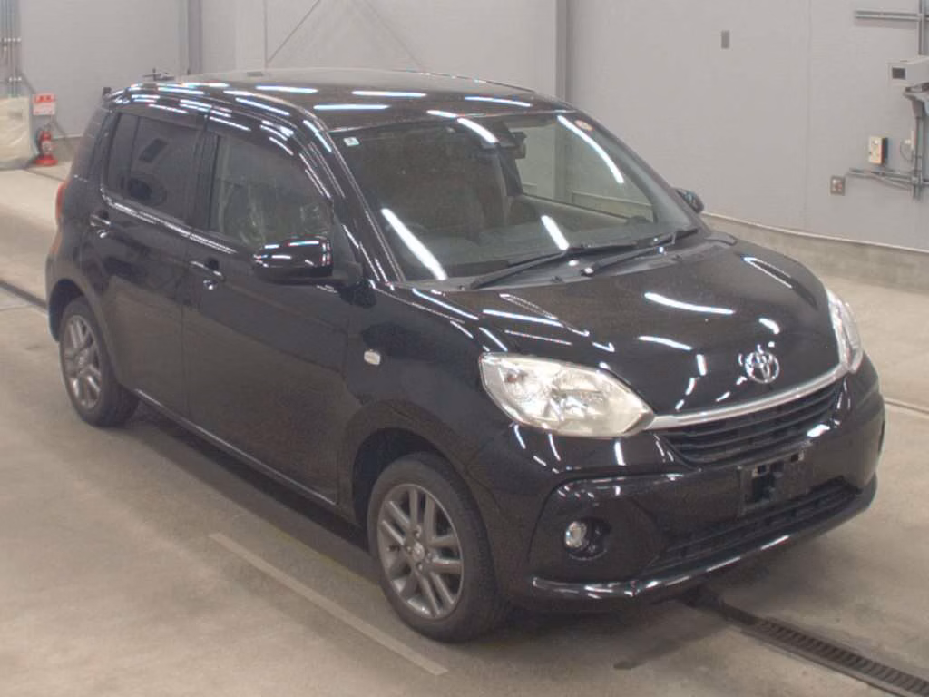 TOYOTA PASSO